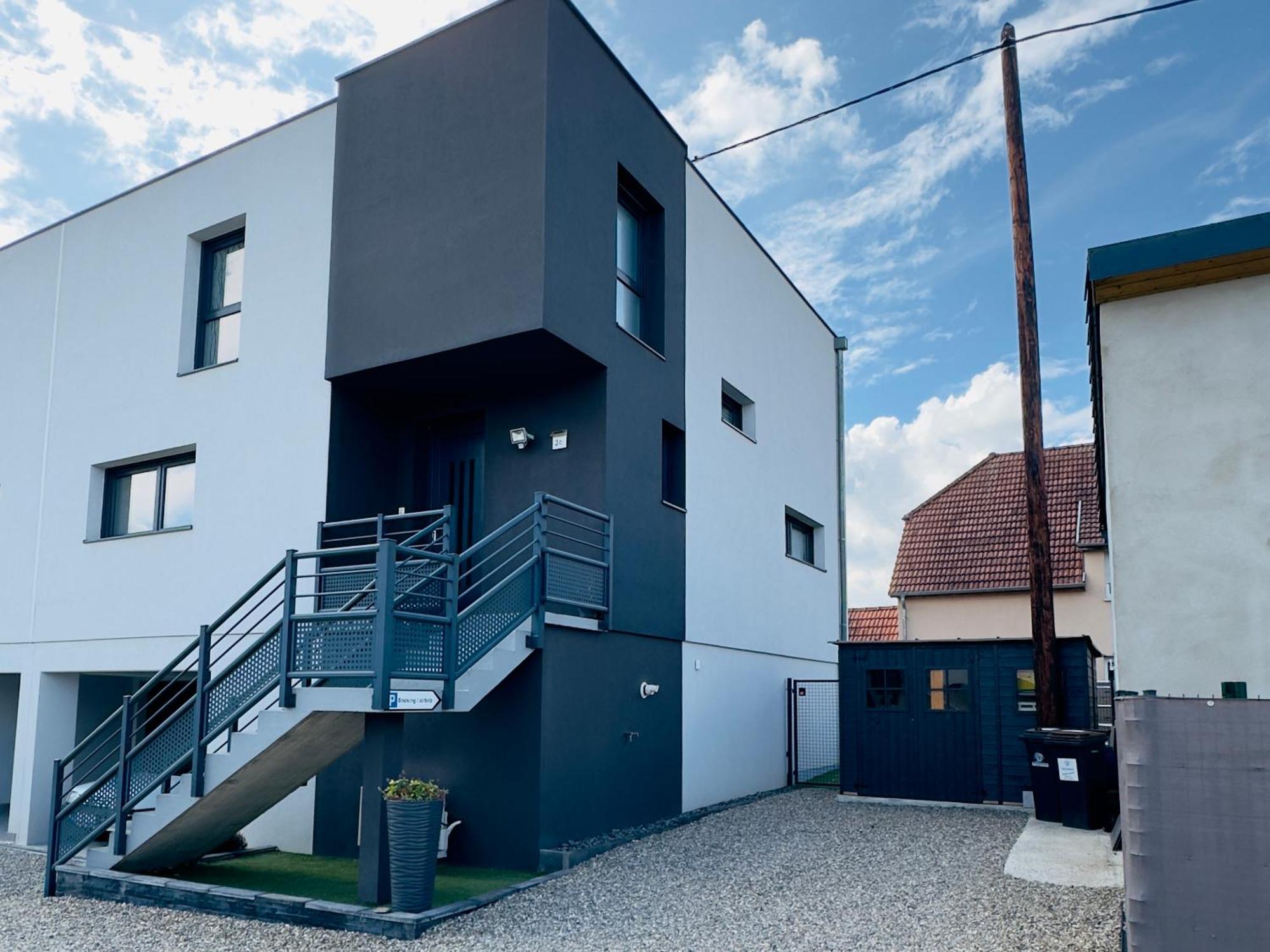 B&B Chez L'Habitant Chambre Privative Sur La Route Des Vins Tv Parking Box Velo Issenheim ภายนอก รูปภาพ